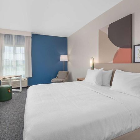Spark By Hilton Minot Exterior foto