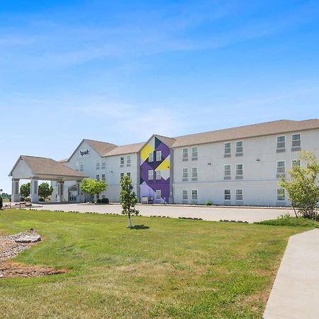 Spark By Hilton Minot Exterior foto